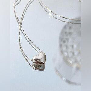 New Stainless Steel Heart Pendant Necklace, Elegant Design.